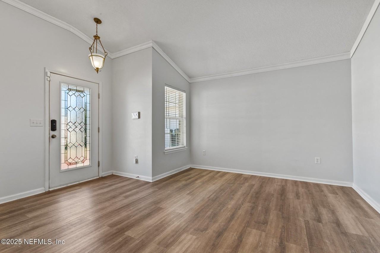 3265 Woodglen Dr - Photo 6 of 41