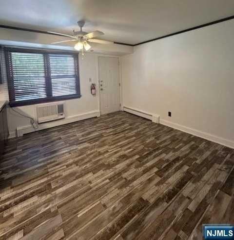 156 Chestnut St Apt 2nd - Photo 7 of 38