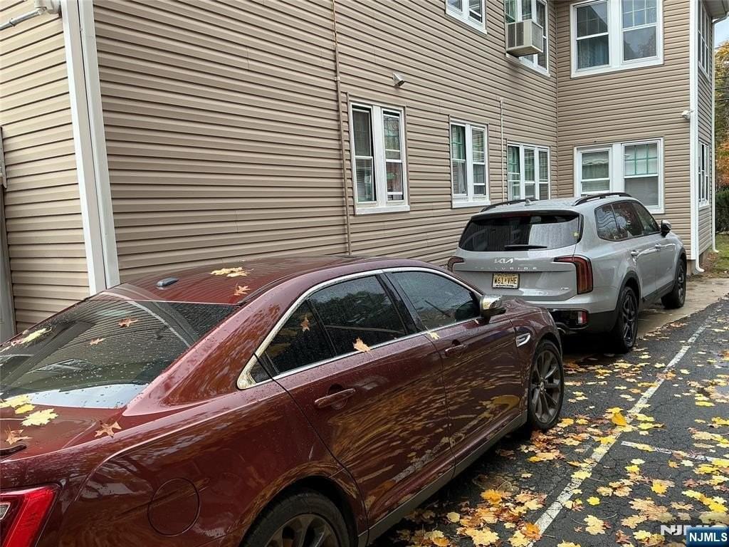 126 W Hudson Ave ## 2a - Photo 3 of 22