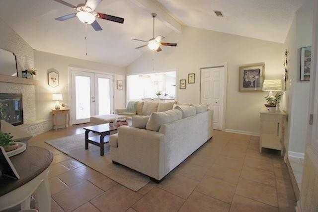 125 9th St - Photo 4 of 24