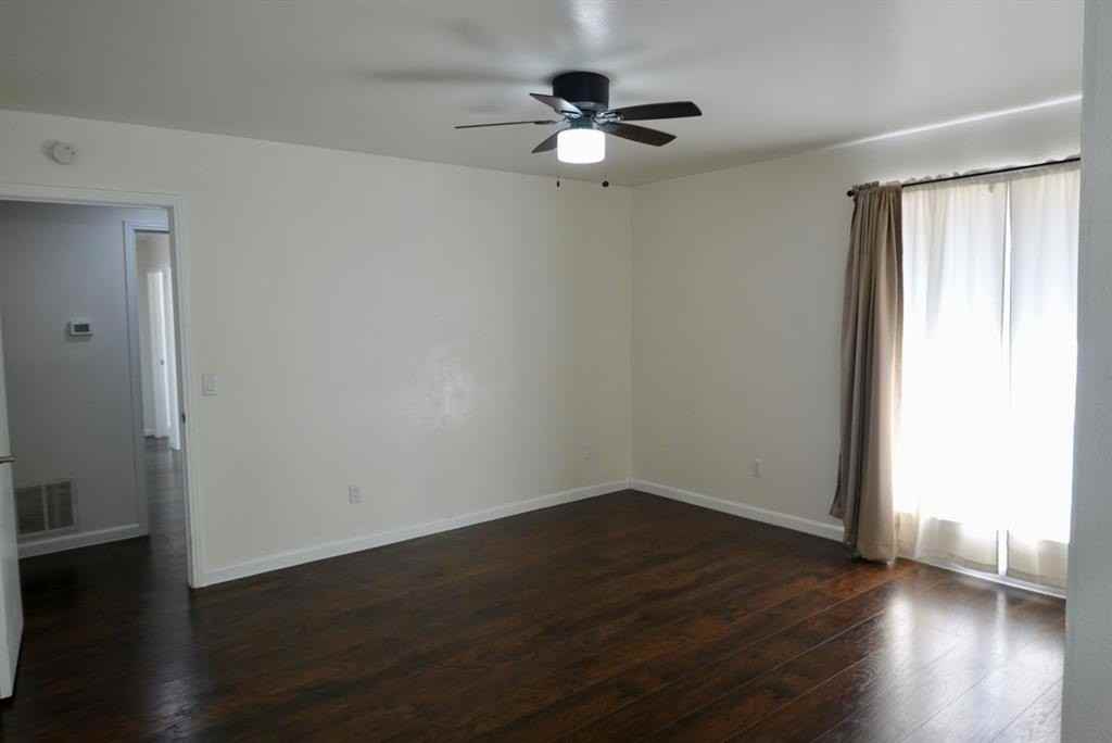 1831 Kensington Dr - Photo 7 of 16