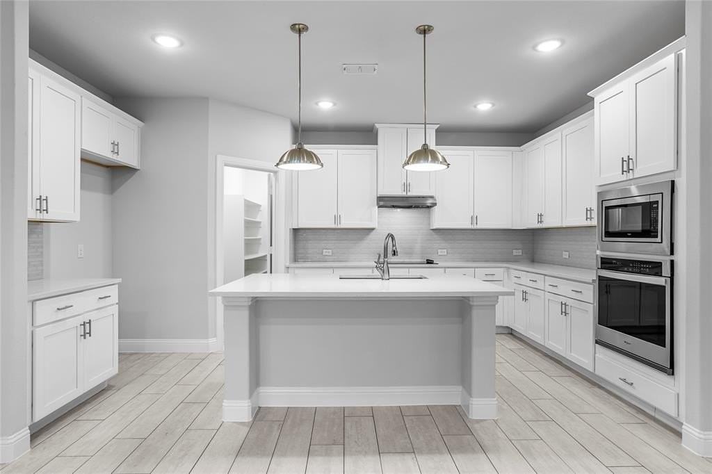 101 Gardenia Dr - Photo 7 of 36