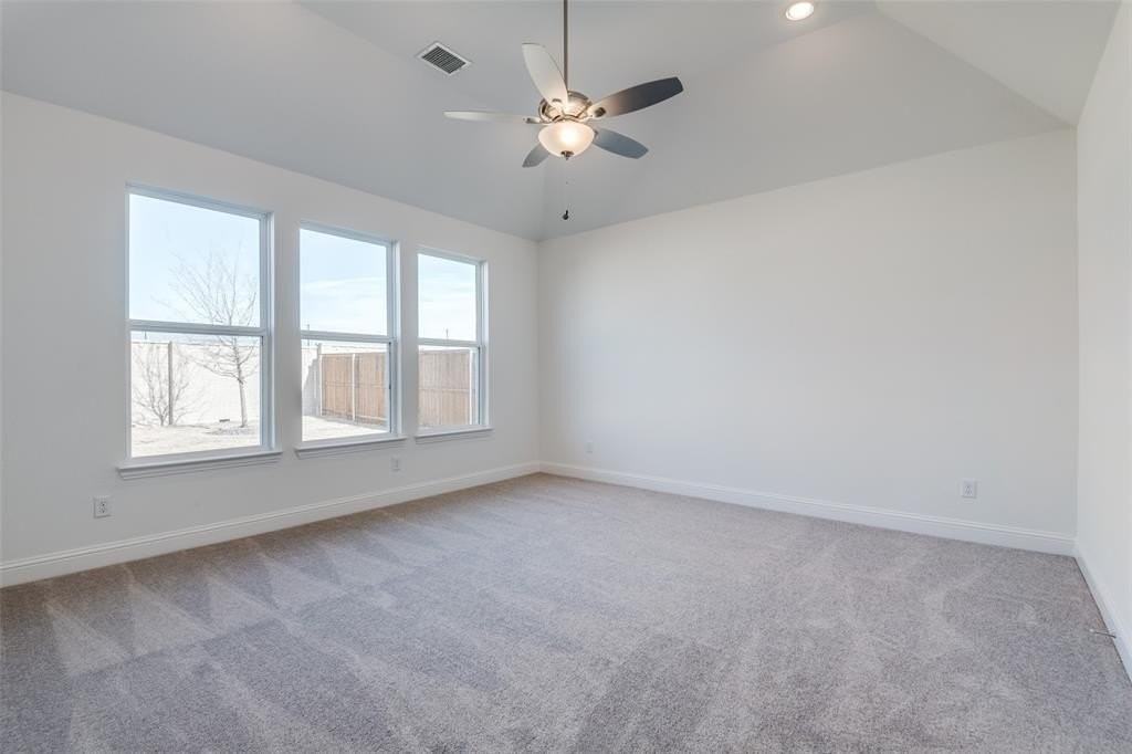 2537 Blackpool Ct - Photo 5 of 12