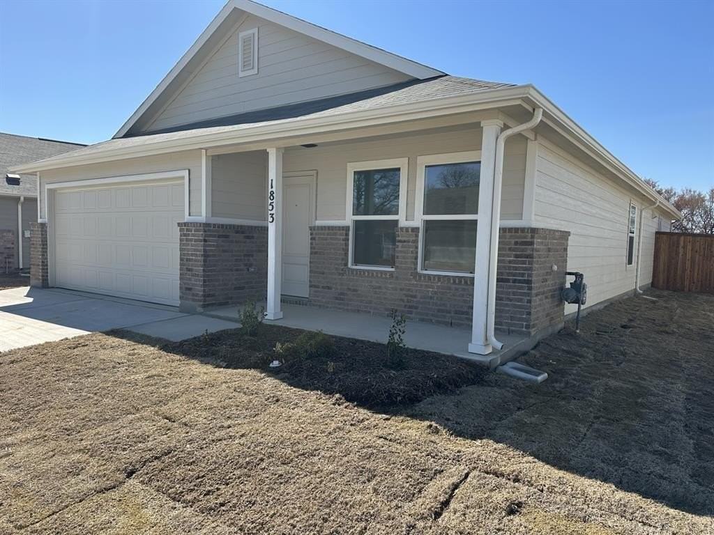 1853 Ventasso Blvd - Photo 3 of 34