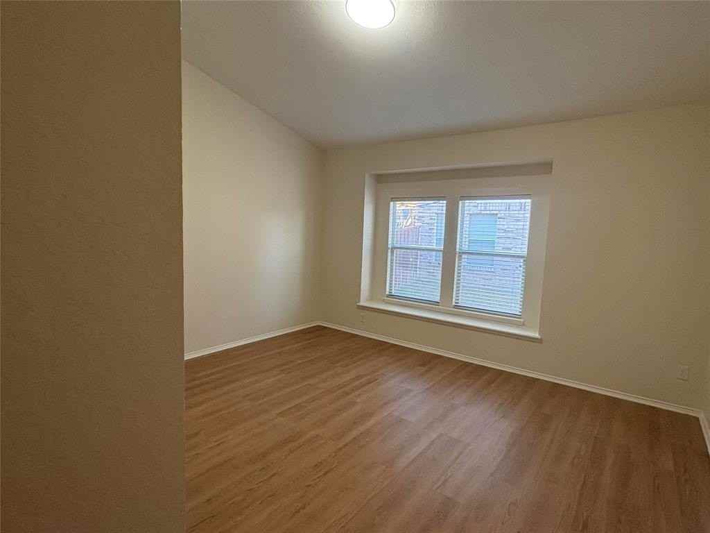 5895 Candlelight Ln - Photo 7 of 20