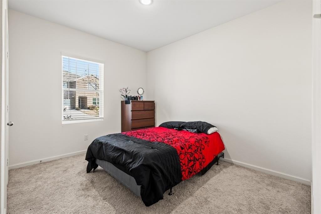 2305 Frio River Rd - Photo 4 of 20