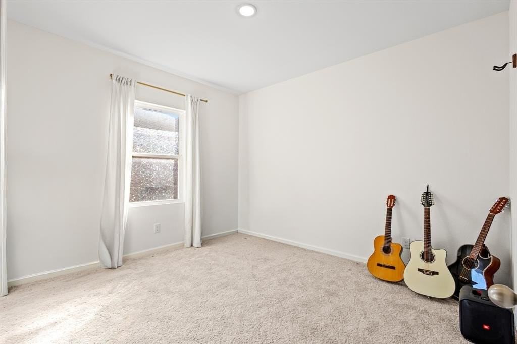 2305 Frio River Rd - Photo 6 of 20