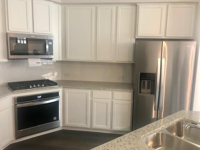 2456 Klamath Dr - Photo 3 of 14