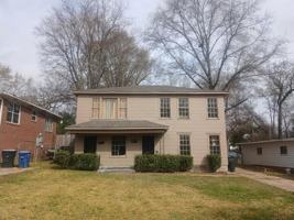 featured image of 250 E Jordan St