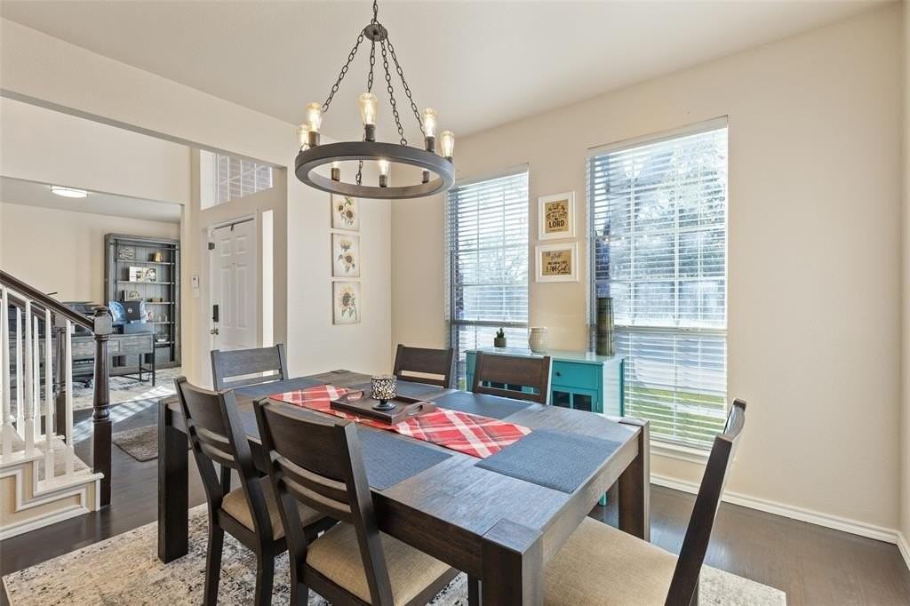 18212 Muir Cir - Photo 4 of 13