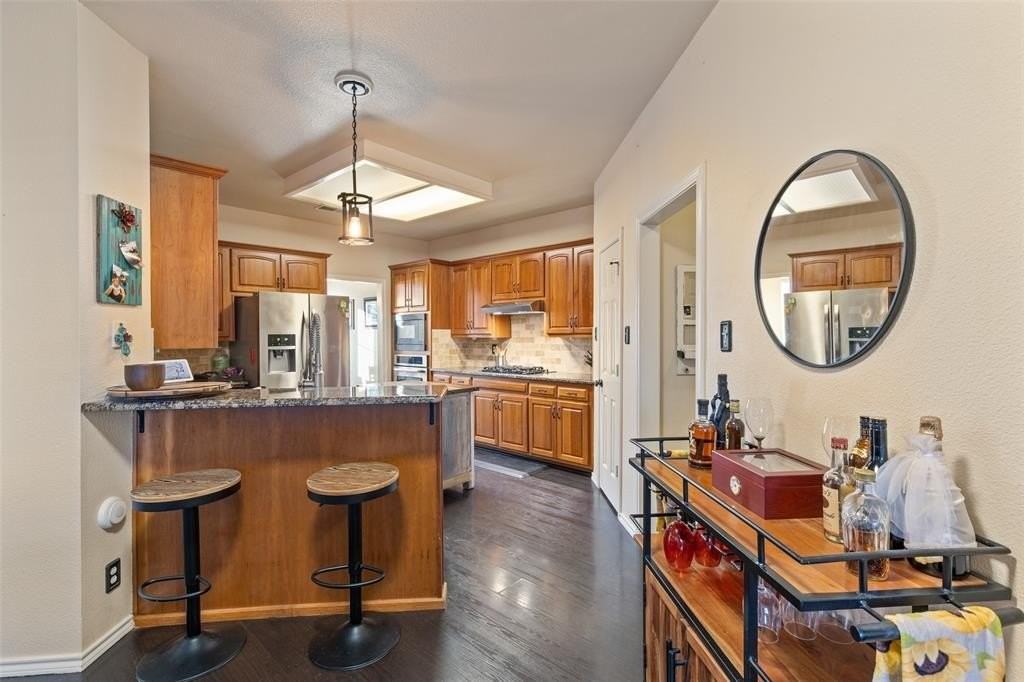 18212 Muir Cir - Photo 6 of 13