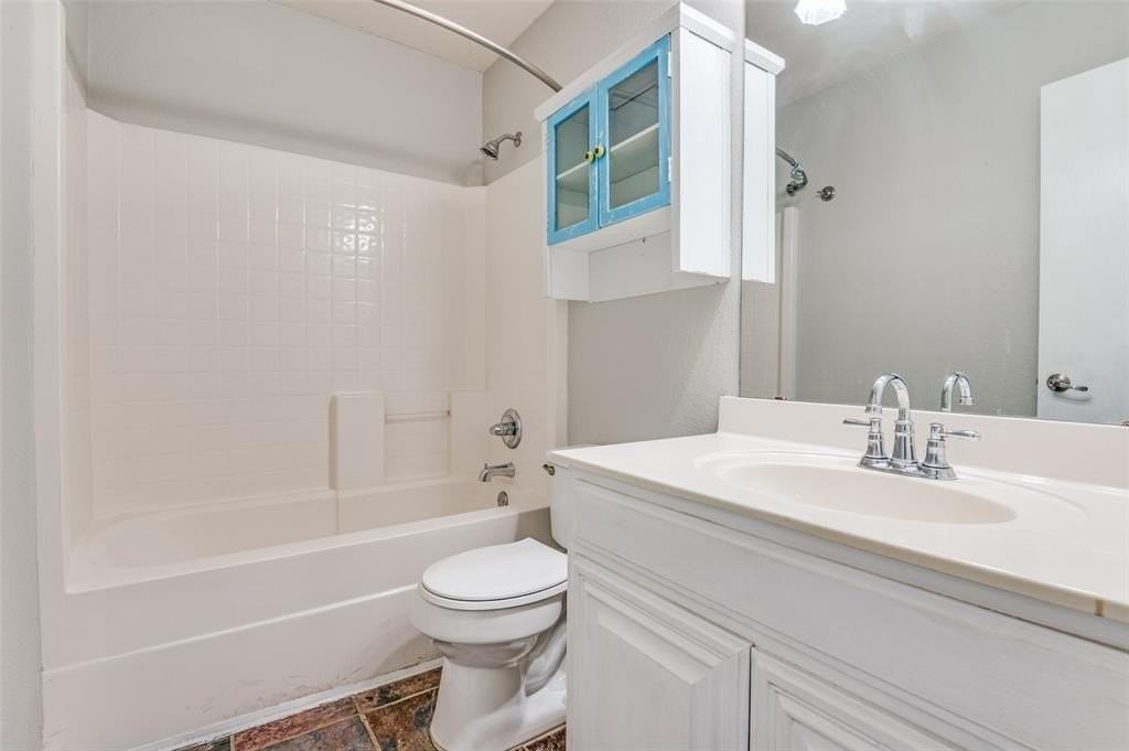 4418 Shady Elm Dr - Photo 7 of 12