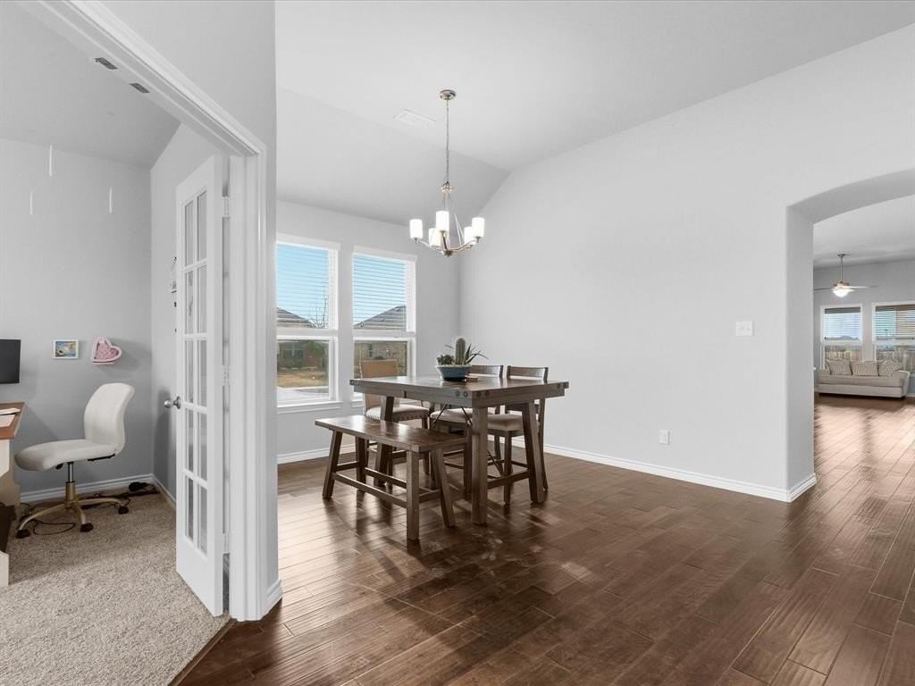 120 Garner Ct - Photo 4 of 27