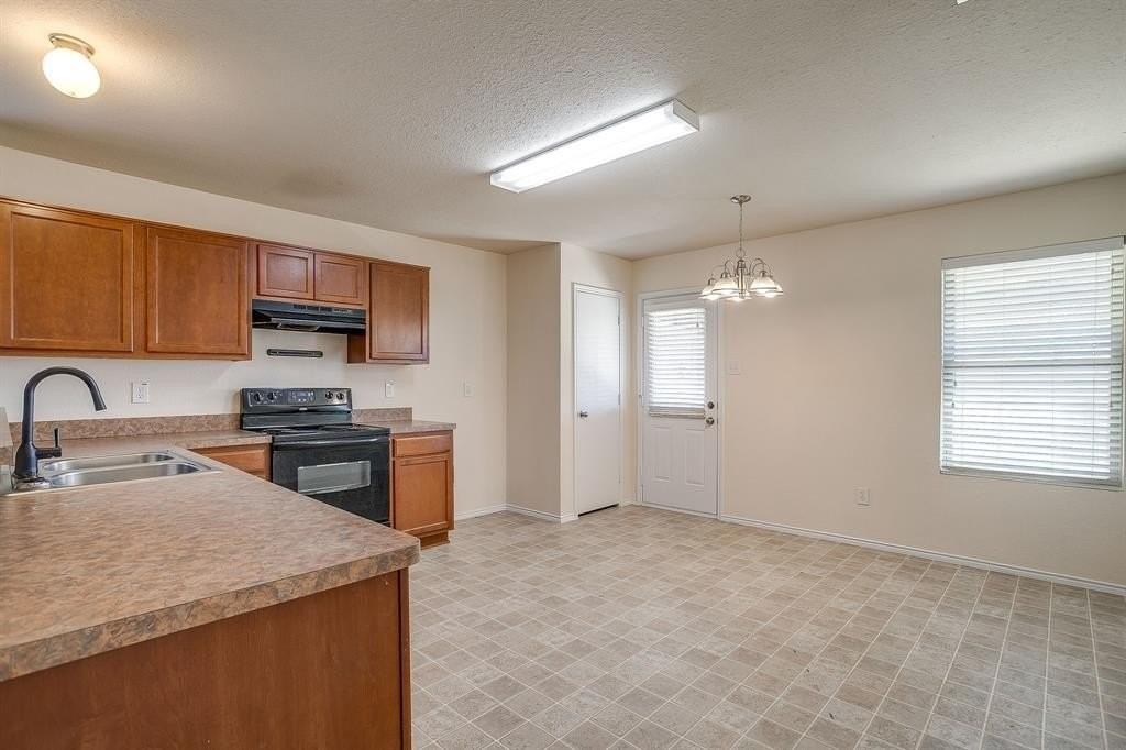 2417 Buffalo Run - Photo 7 of 20