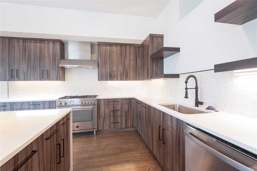 1901 N Carroll Ave #101 - Photo 6 of 30