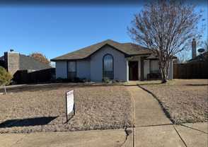 1312 Riverview Ln - Photo 1 of 1