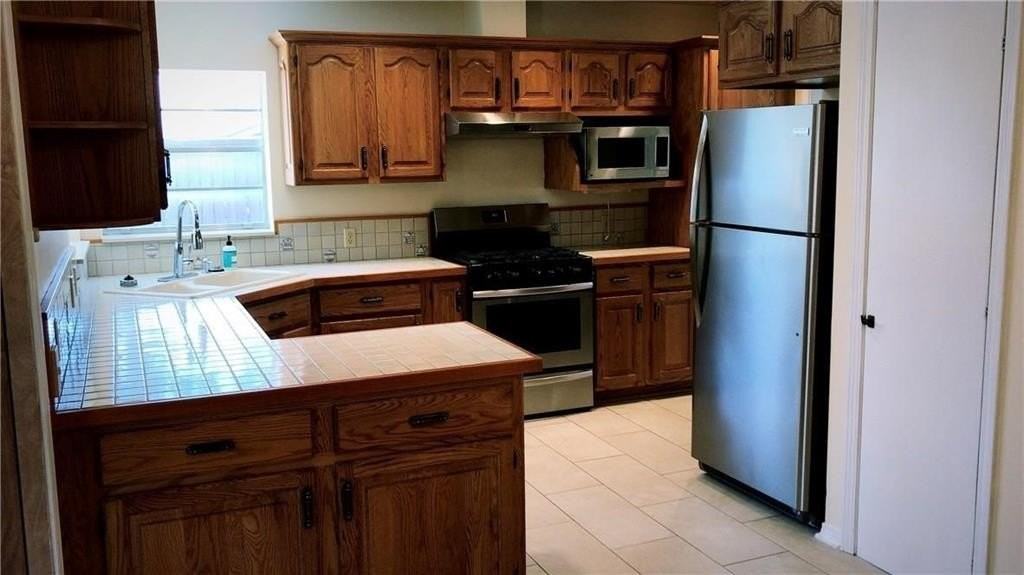 3982 Cortez Dr - Photo 4 of 15