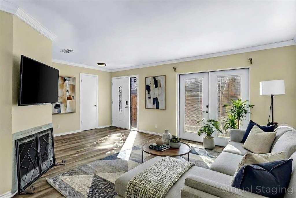 2640 Custer Pkwy #C - Photo 6 of 39