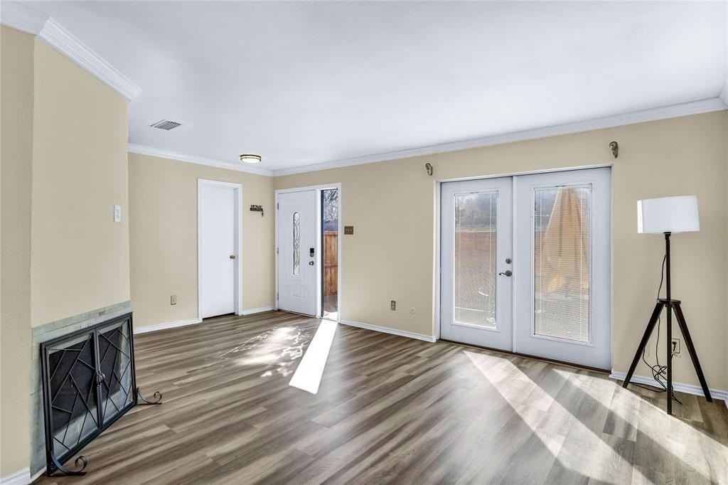 2640 Custer Pkwy #C - Photo 7 of 39