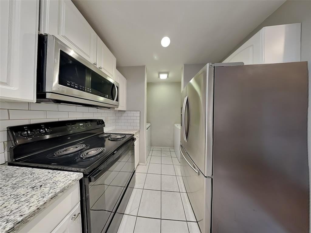 751 Meadowcreek Ct - Photo 4 of 21