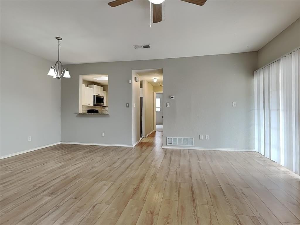 751 Meadowcreek Ct - Photo 5 of 21