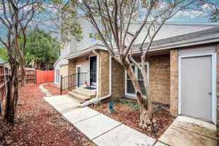 2724 Meadowstone Ct - Photo 1 of 1