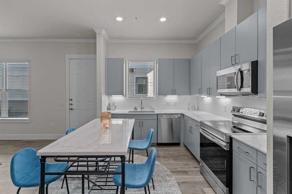 4779 N Luxe Lane #1121A - Photo 5 of 36