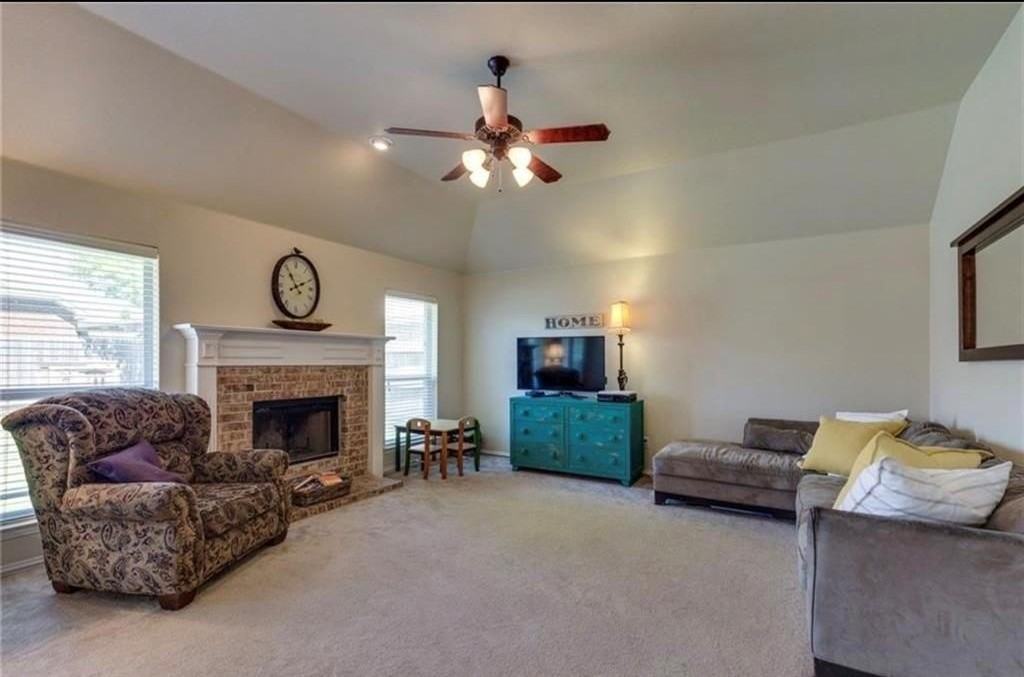 8333 Winter Falls Trl - Photo 5 of 20