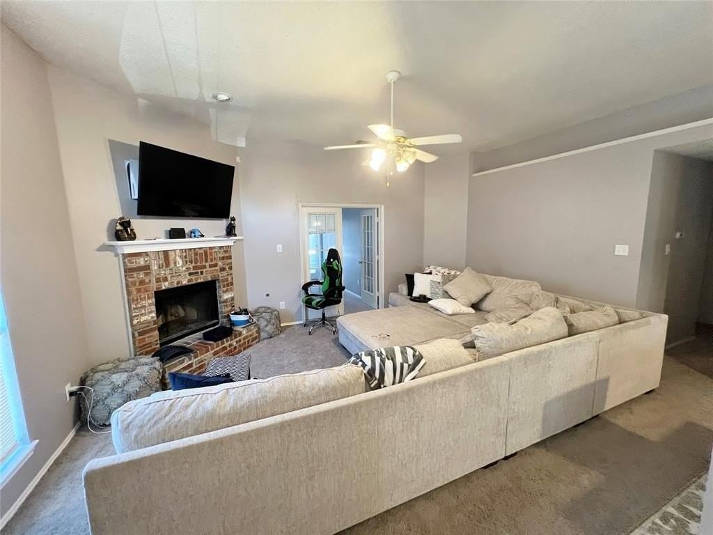 112 Walnut Ln - Photo 5 of 19