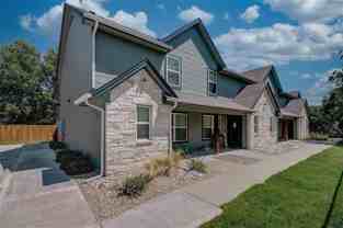 561 S Second Ave - Photo 1 of 1