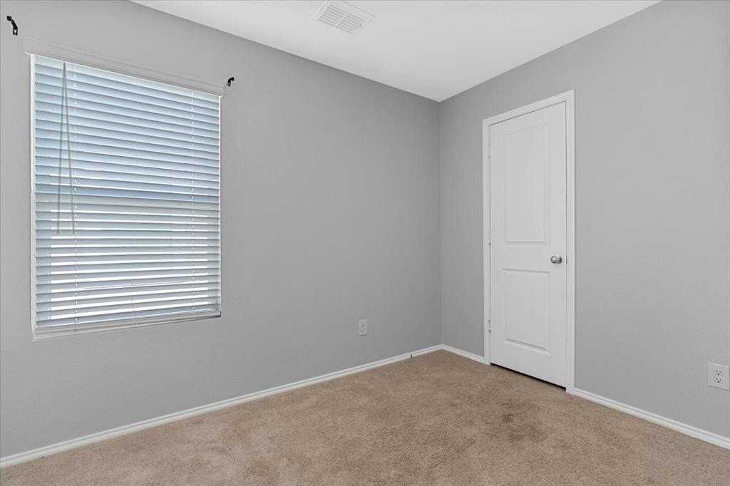 8730 Texas Risinger Dr - Photo 6 of 19