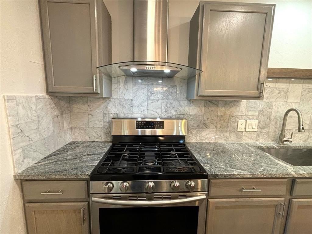 1416 Timberlake Cir - Photo 7 of 16