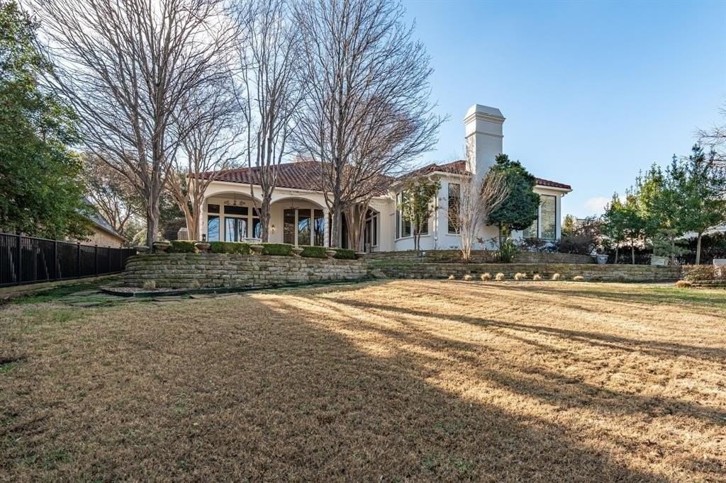 4624 Byron Cir - Photo 3 of 39