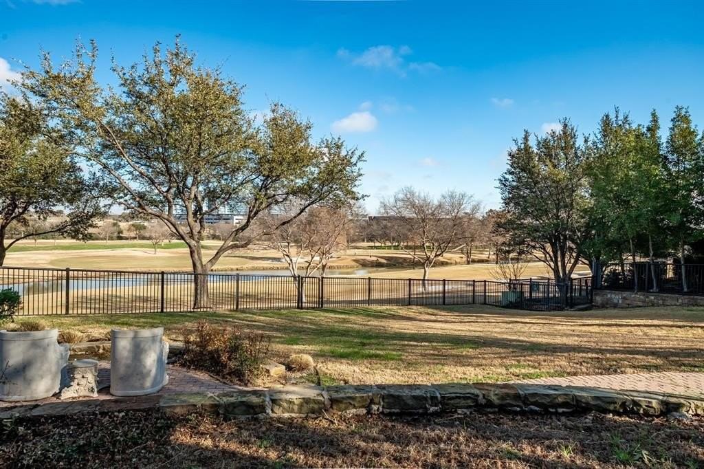 4624 Byron Cir - Photo 5 of 39