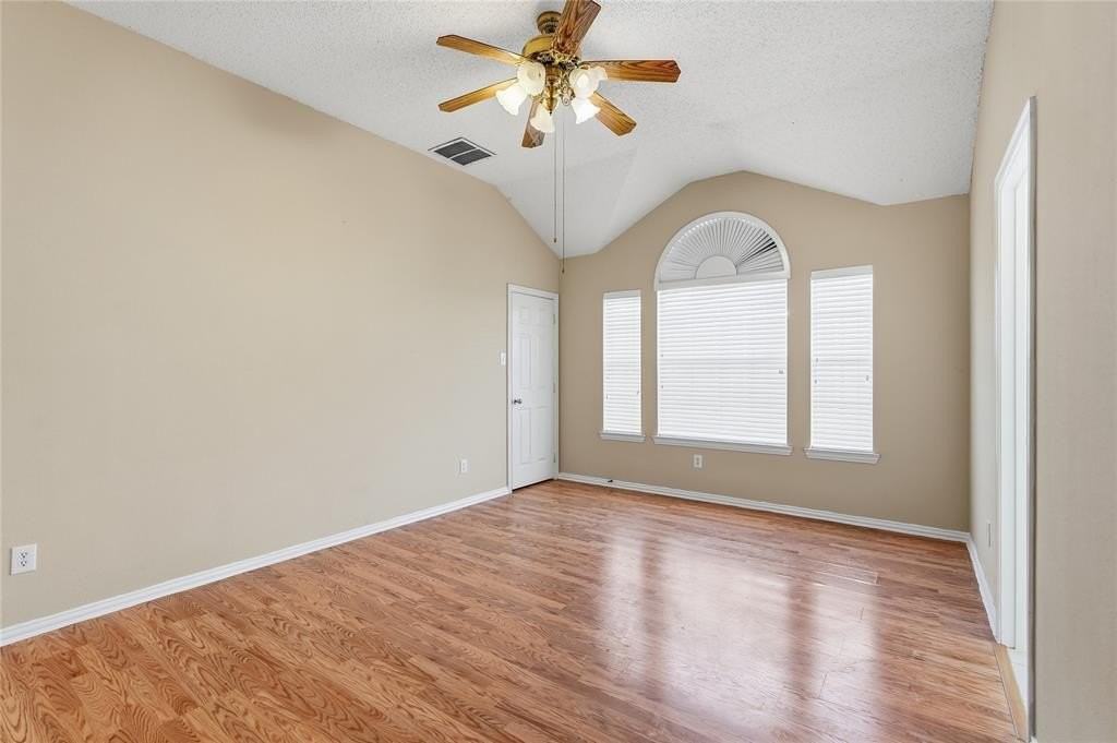 3907 Rose Ct - Photo 7 of 21