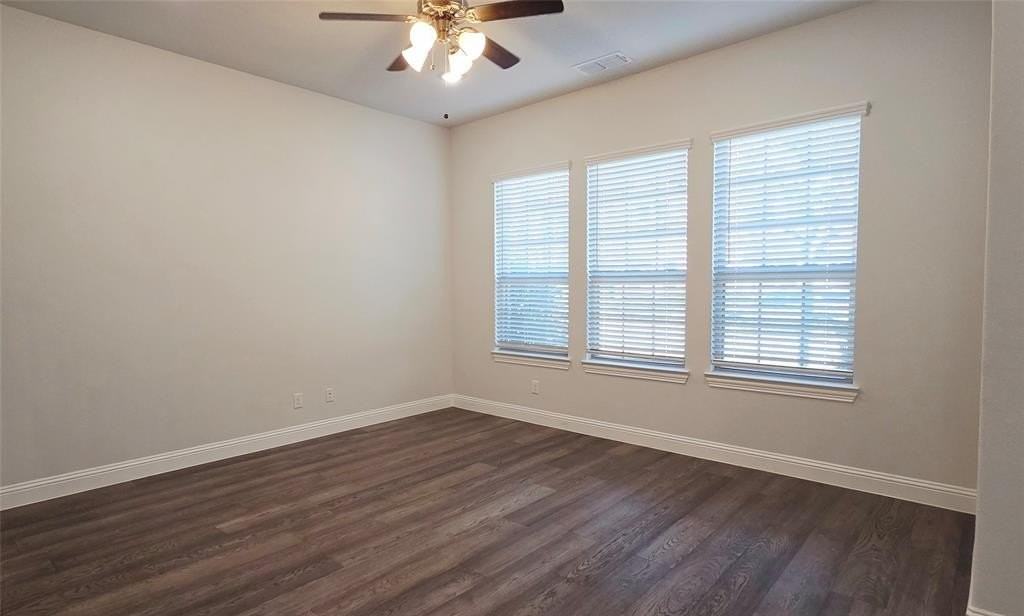 1494 Windermere Way - Photo 6 of 20