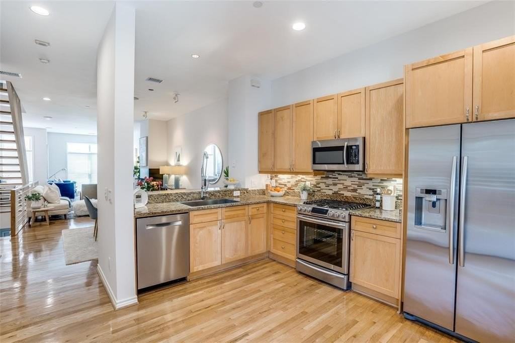 4310 Buena Vista St #27 - Photo 5 of 26