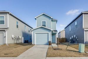 featured image of 914 Blue Heron Dr