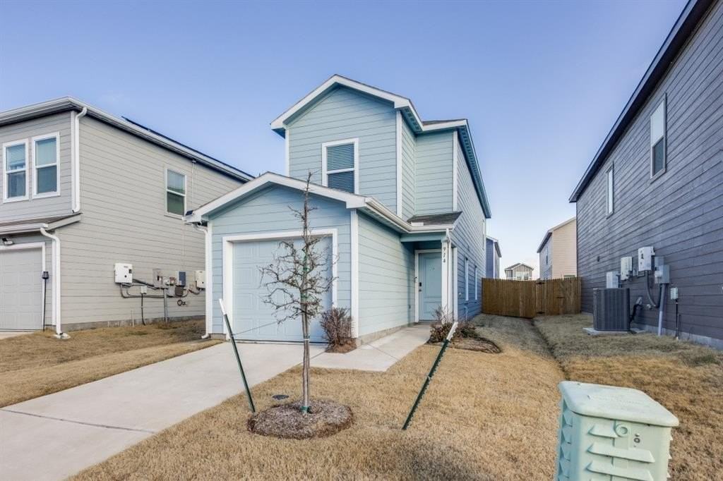 914 Blue Heron Dr - Photo 2 of 14