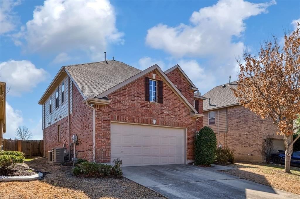 5621 Old Orchard Dr - Photo 3 of 28