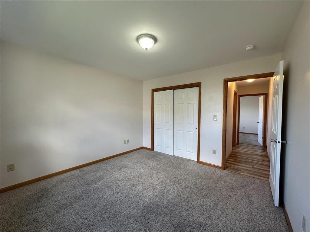 1113 31st St - Photo 6 of 33