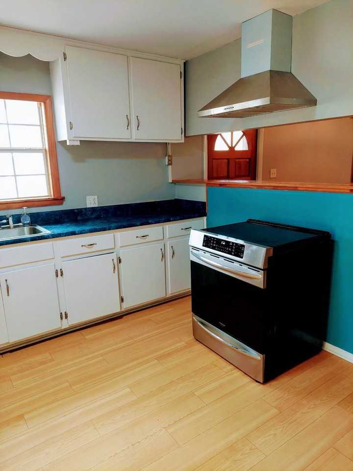 5041 Tillie Ln - Photo 6 of 12