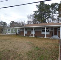 featured image of 901 Barn St