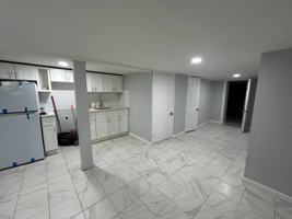 featured image of 681 Rhinelander Ave #B