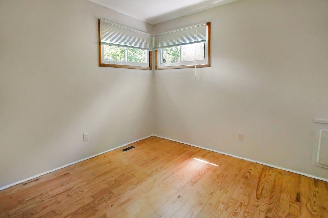 114 Lynncliff Rd - Photo 7 of 10