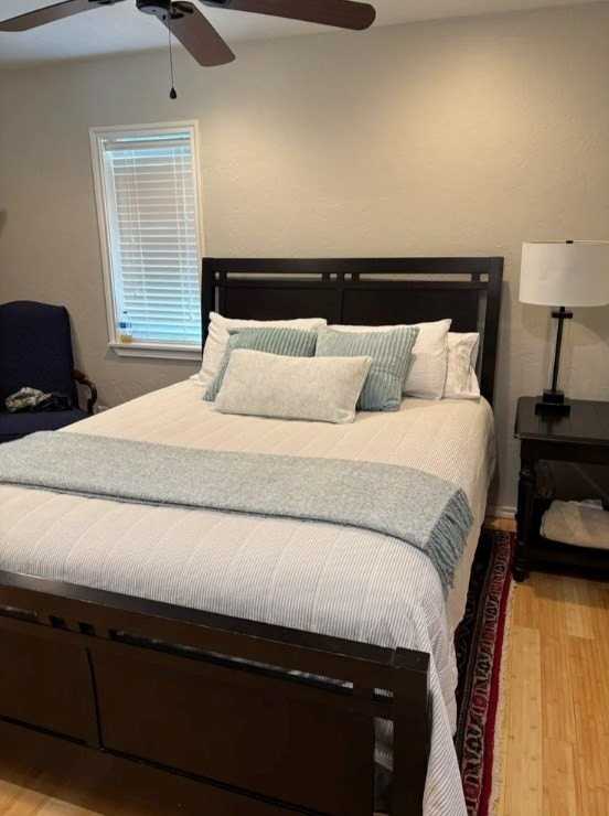 1013 Ne Mustang Dr - Photo 5 of 6