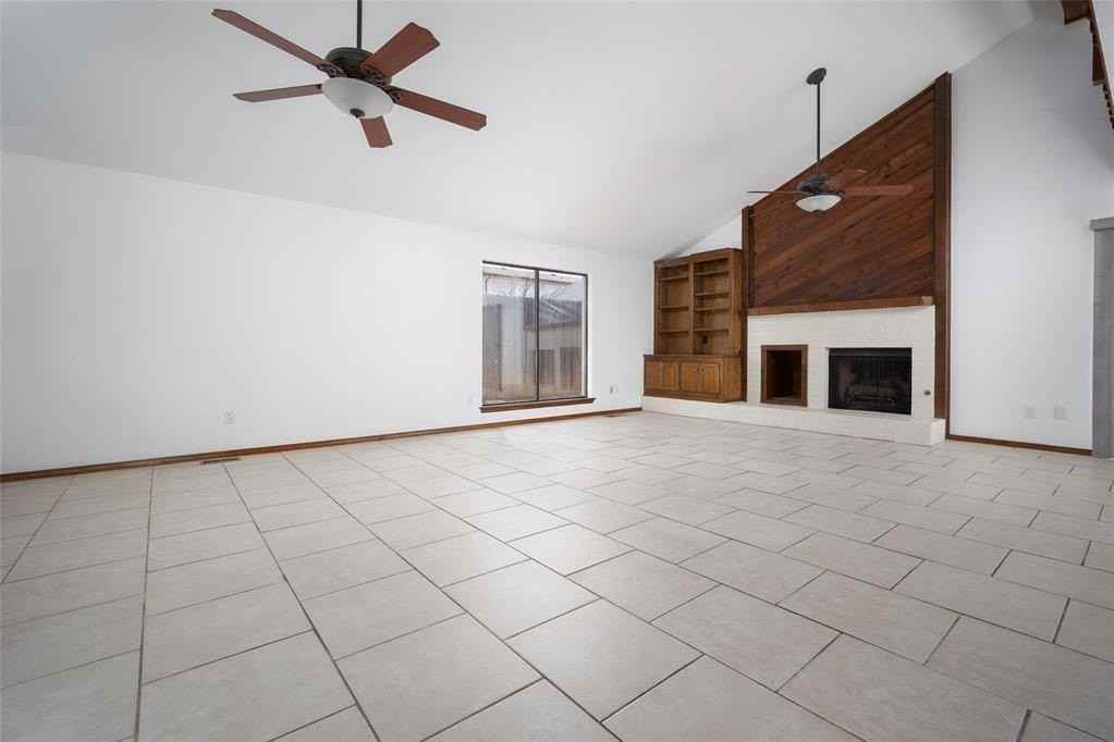 2400 Northwood Ln - Photo 6 of 27