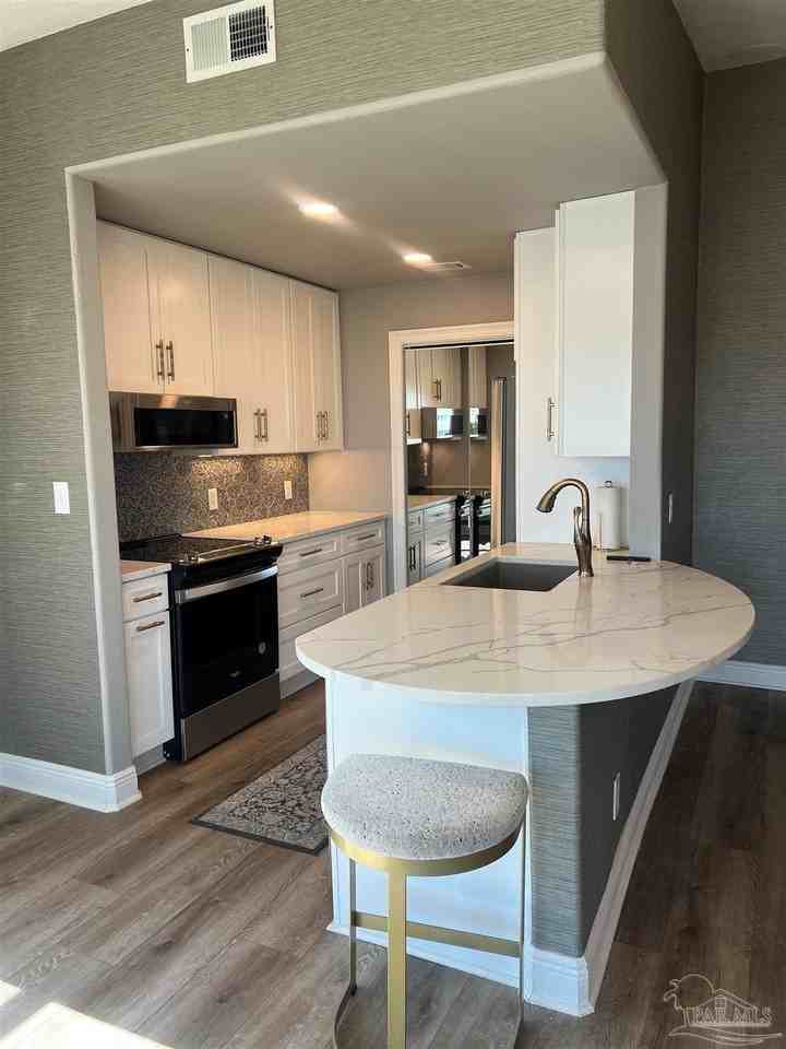 200 Pensacola Beach Rd Apt C8 #C8 - Photo 6 of 8