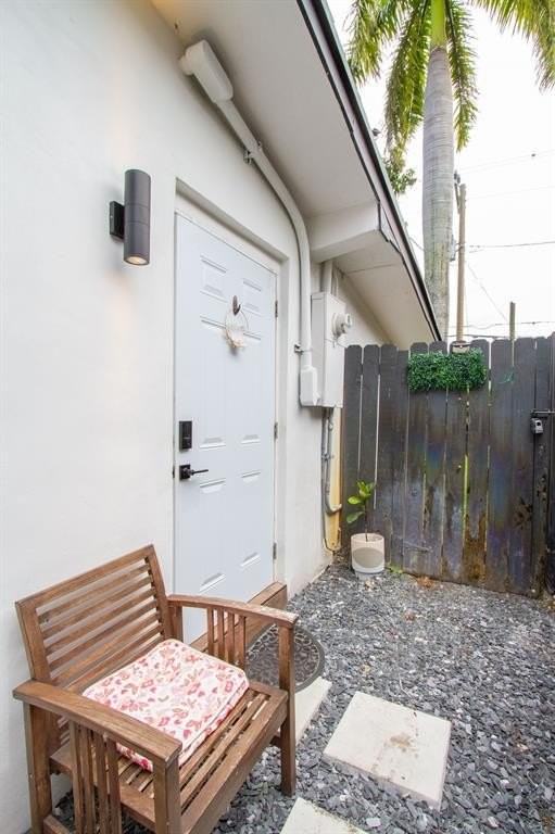 7700 Nw 15th St - Photo 2 of 34