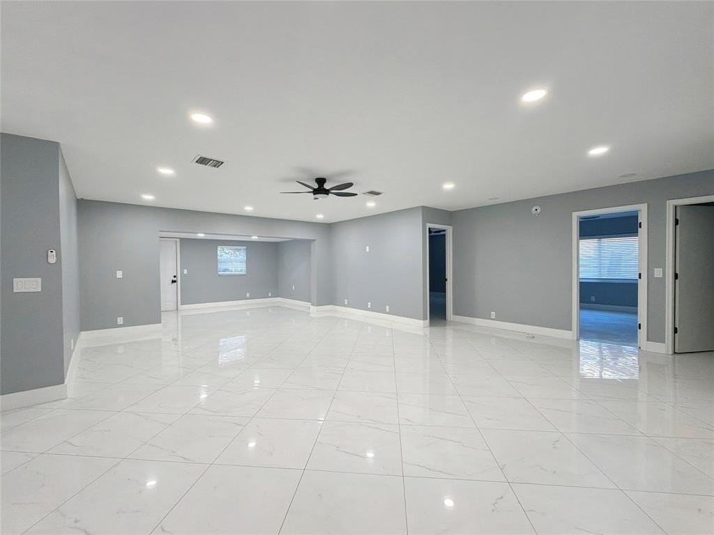 8971 Sw 9th St - Photo 4 of 21